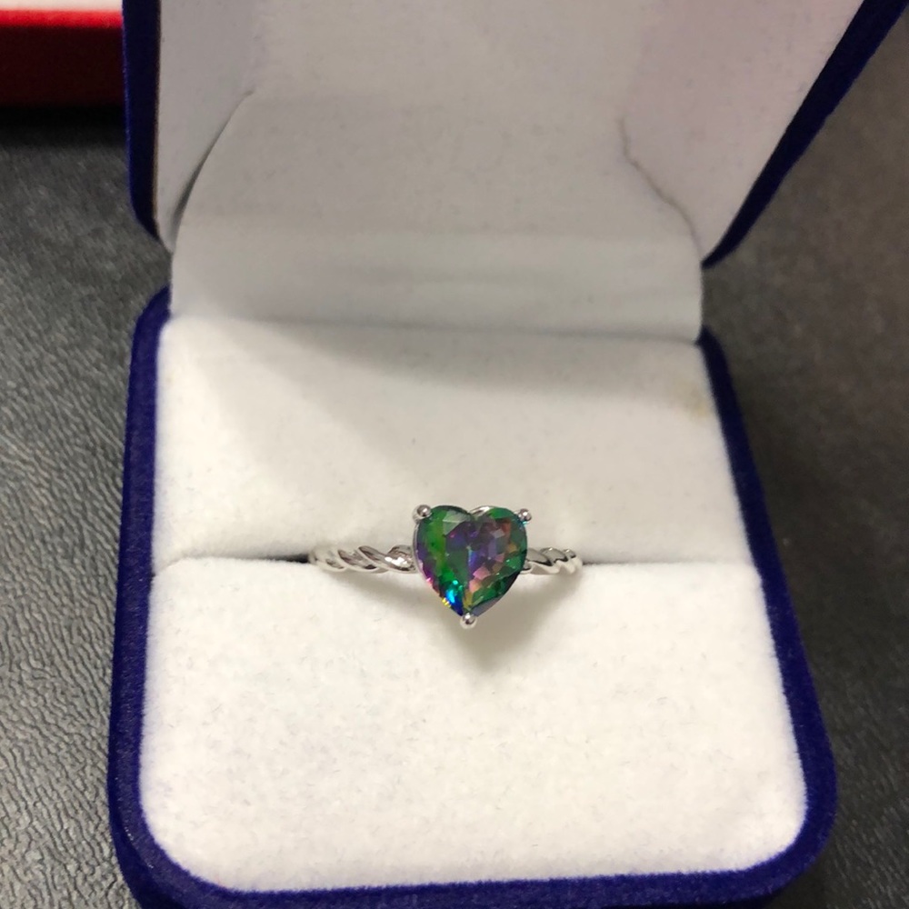 Silver plated ring w/ rainbow heart shaped stone - Picture 2 of 3